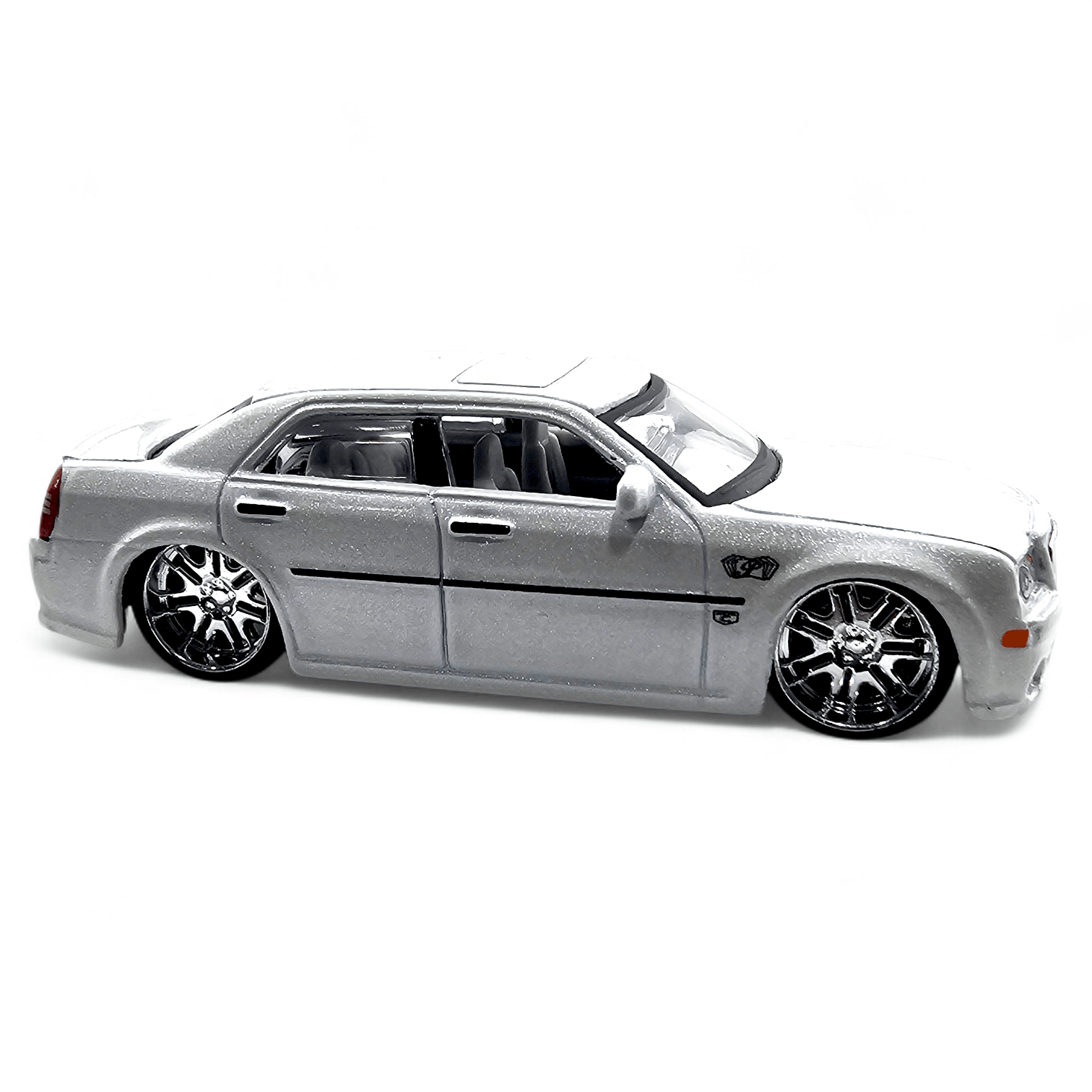 Maisto - 2005 Chrysler 300C Hemi - 2004 Playerz Series – Top