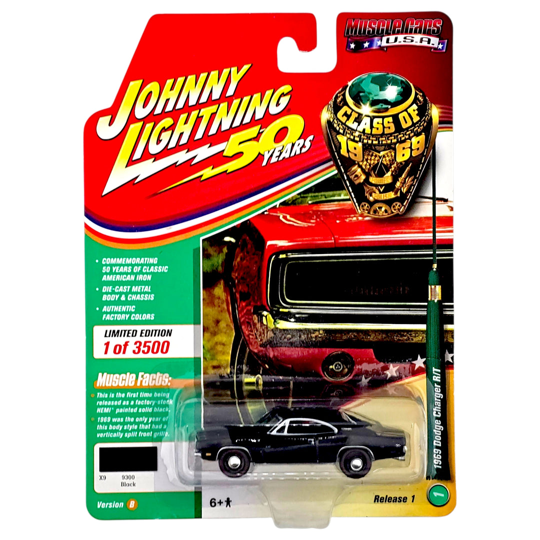 Johnny Lightning - 1969 Dodge Charger R/T - 2019 Muscle Cars Series