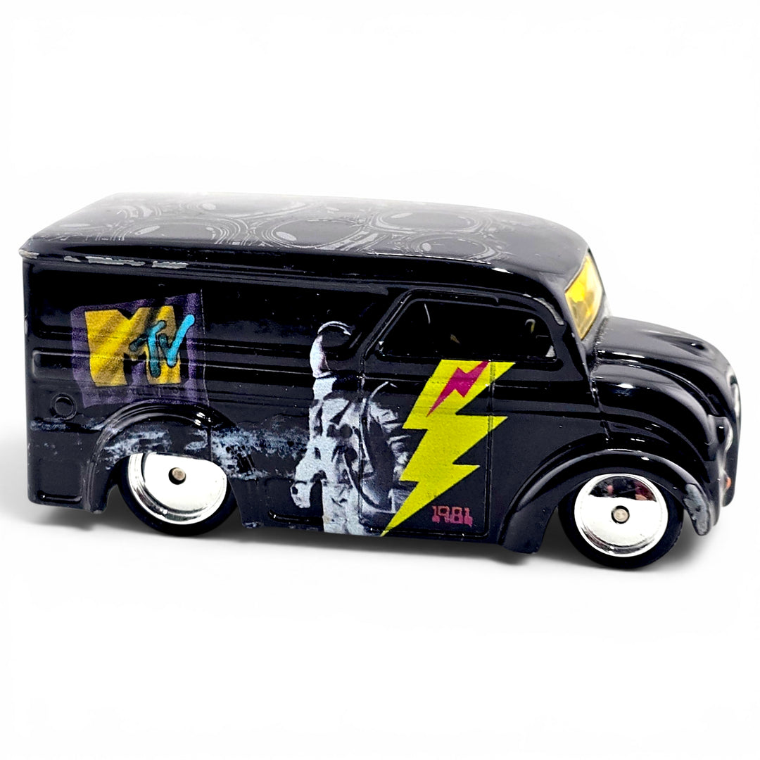 Hot Wheels - Dairy Delivery - 2024 Pop Culture Series