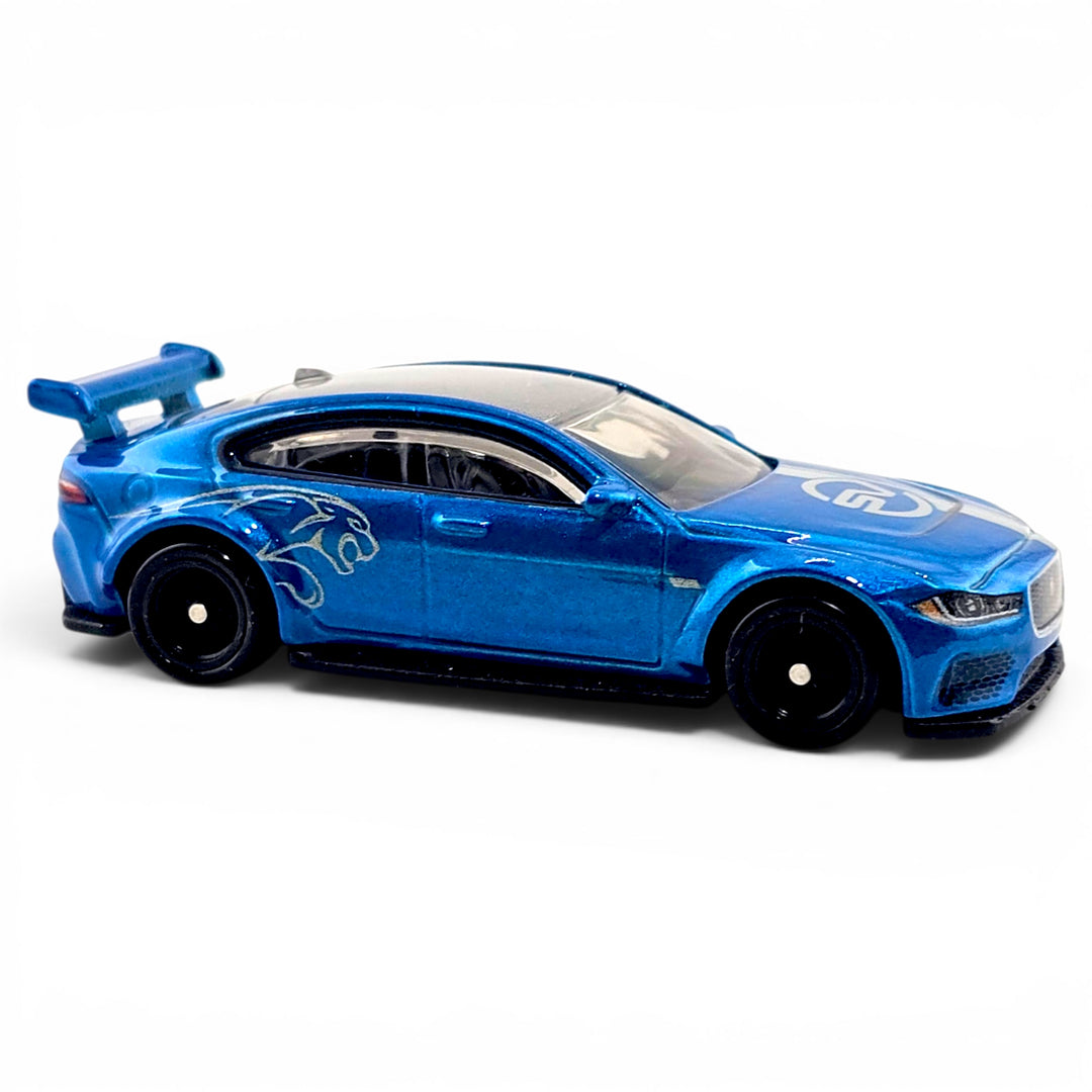 Hot Wheels - Jaguar XE SV Project 8 - 2020 F&amp;F Full Force Series