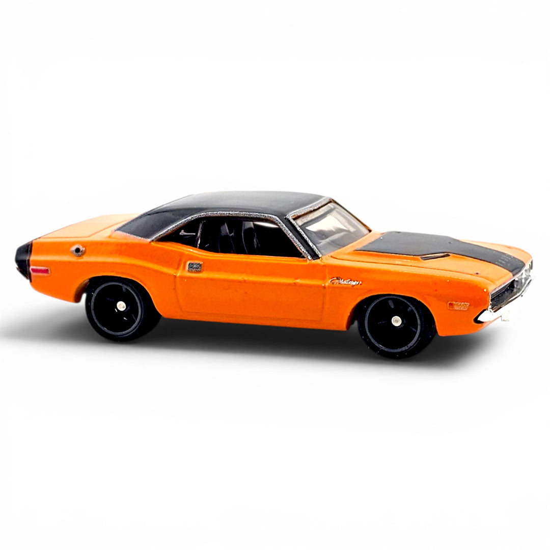 Hot Wheels - 1970 Dodge Challenger R/T - 2026 Fast &amp; Furious Series