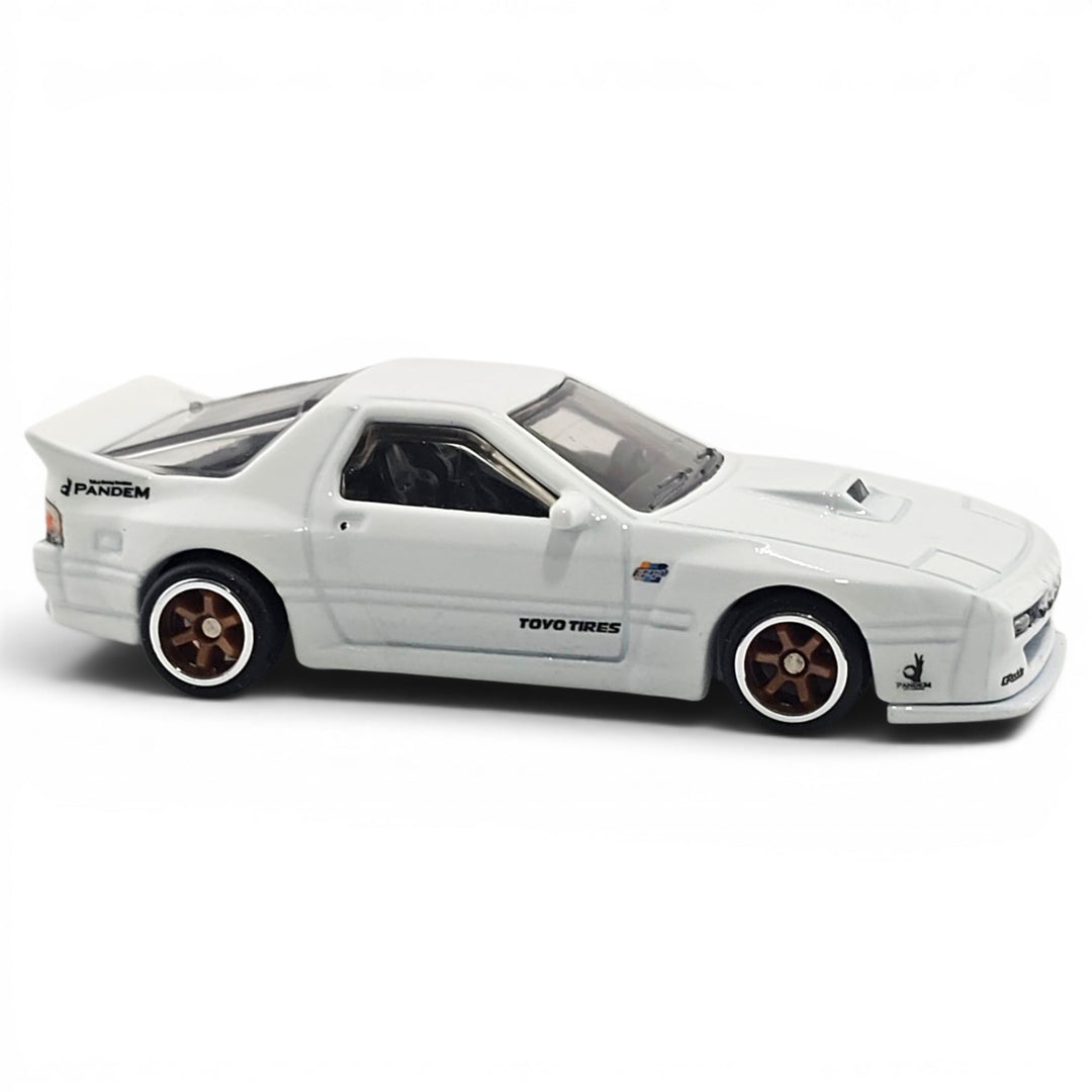Hot Wheels - Mazda RX-7 FC Pandem - 2022 Ronin Run Series