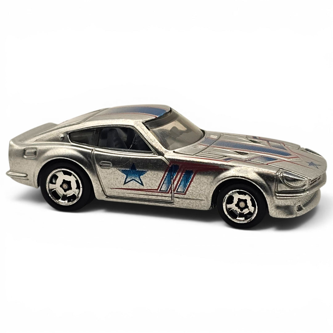 Hot Wheels - Datsun 240Z - 2014 Cool Classics Series