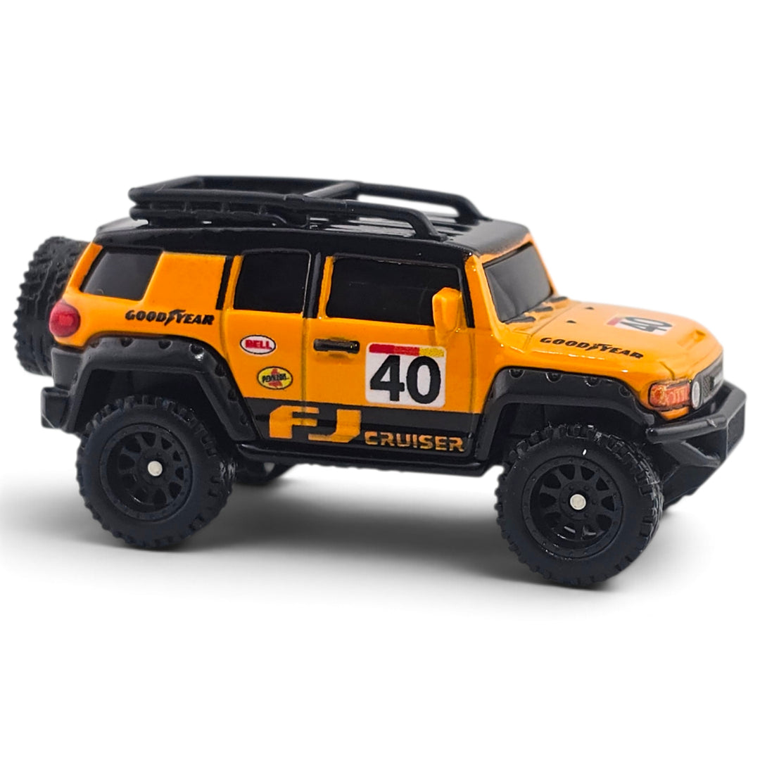 Hot Wheels - Toyota FJ Cruiser - 2025 Team Transport Series