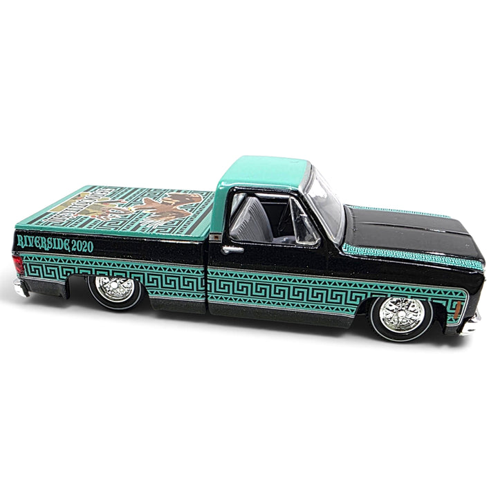 M2 Machines - 1973 Chevrolet Custom Deluxe 10 - 2020 *Riverside Convention Exclusive*