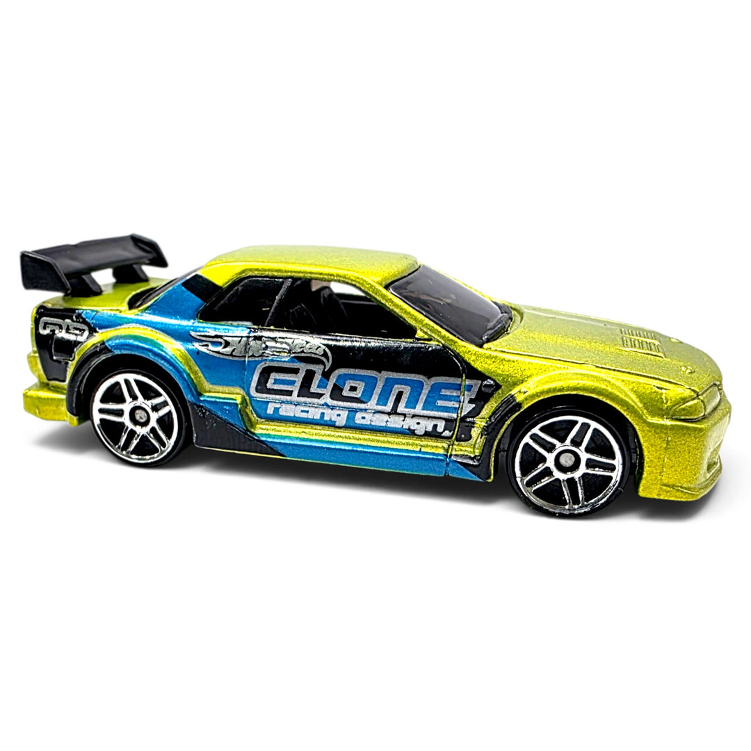 Hot Wheels - Nissan Skyline GT-R (R32) - 2004 *5-Pack Exclusive*