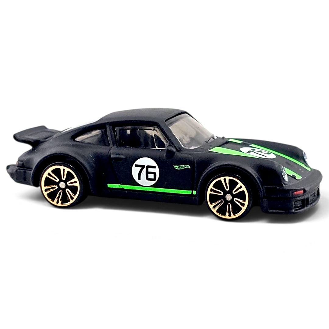 Hot Wheels - Porsche 934 Turbo RSR - 2025 Neon Speeder Series