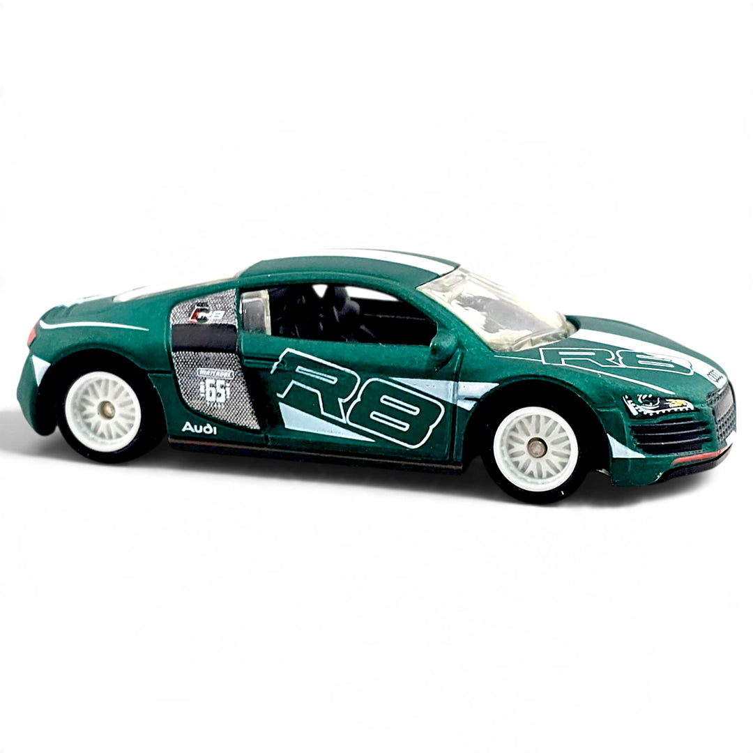Matchbox -  Audi R8  - 2018 Globe Travelers 65th Series