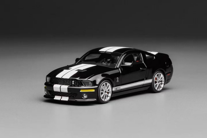 Greenlight x MotorHelix - 2007 Ford Mustang Shelby GT500 - Black w/ White Stripes