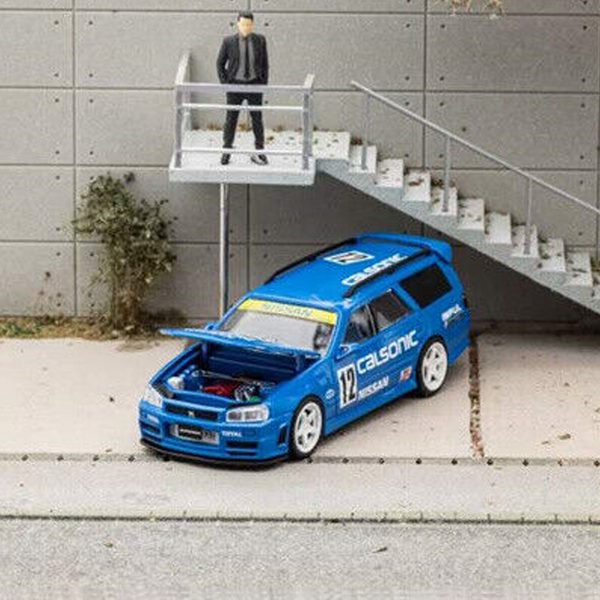 Zoom - Nissan Stagea (R34) Wagon "Calsonic"