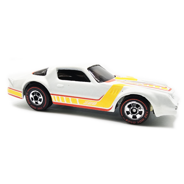 Hot Wheels - Camaro Z28 - 2011 The Hot Ones Series *Tire Chase*