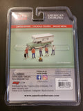 American Diorama - Campers Figures - *MiJo Exclusive* - Top CollectiblesDiecastAmerican Diorama