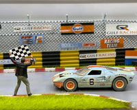 Auto World x American Diorama - 1965 Ford GT40 Race Worn w/ Flag Man Figure - Top CollectiblesDiecastAuto World