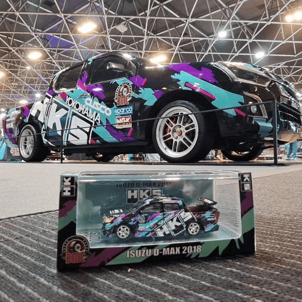 BM Creations - Isuzu D - Max 2018 - Low Rider HKS (RHD) *TDE Thailand Diecast Expo 2025 Exclusive Model* - Top CollectiblesDiecastBM Creations