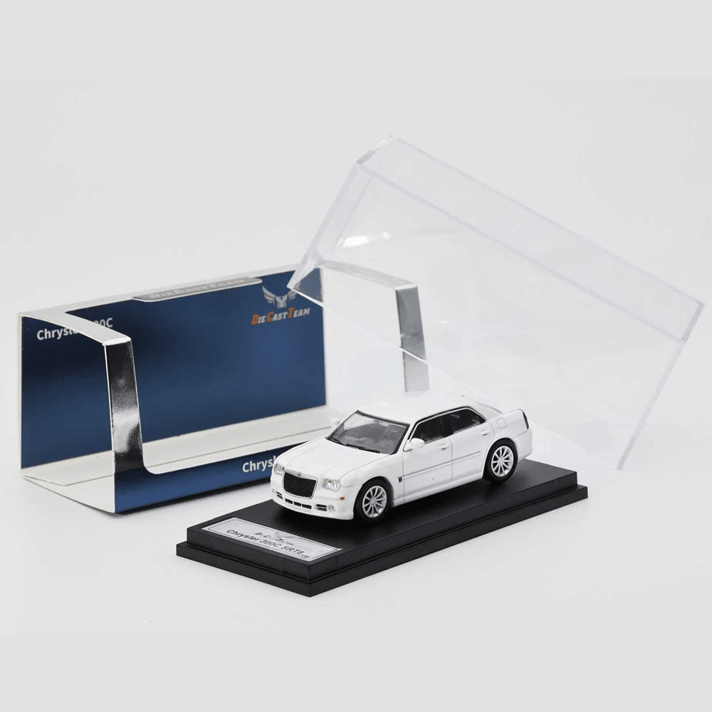 DCT - 2005 Chrysler 300C SRT8 - White - Top CollectiblesDiecastDCT