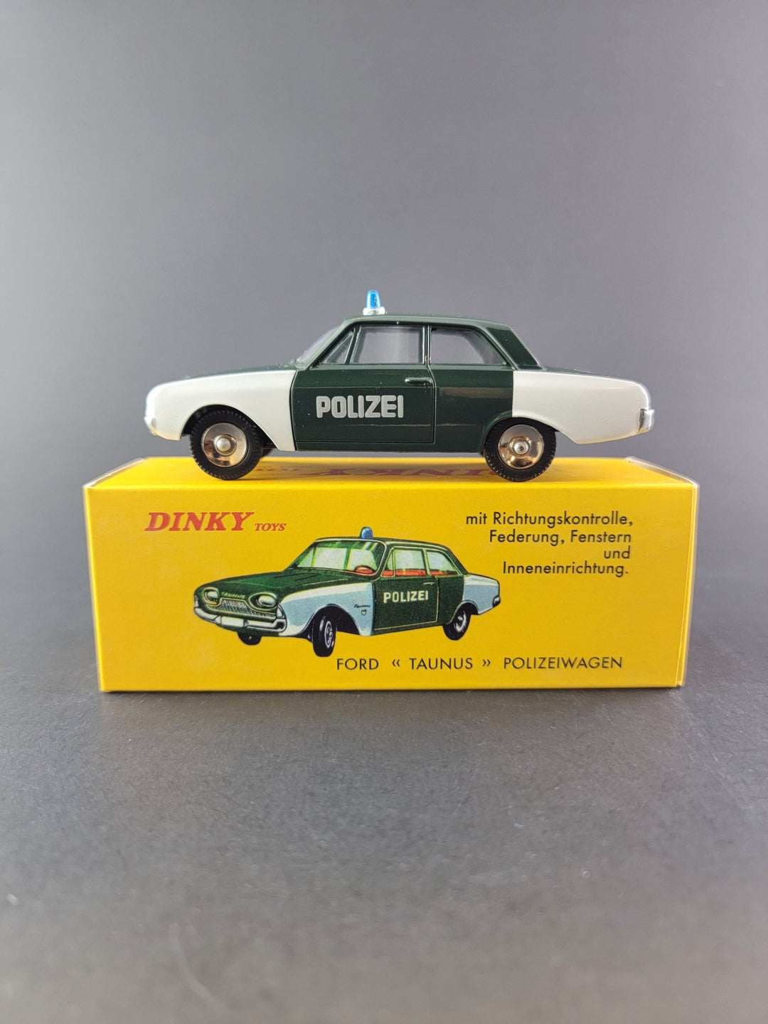 Dinky Toys - Ford "Taunus" Polizeiwagen - 2011 *1/43 Scale - Atlas Reproduction* - Top CollectiblesDiecastDinky Toys