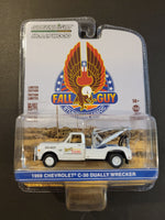 Greenlight - 1969 Chevrolet C - 30 Dually Wrecker - 2022 Hollywood Series - Top CollectiblesDiecastGreenlight