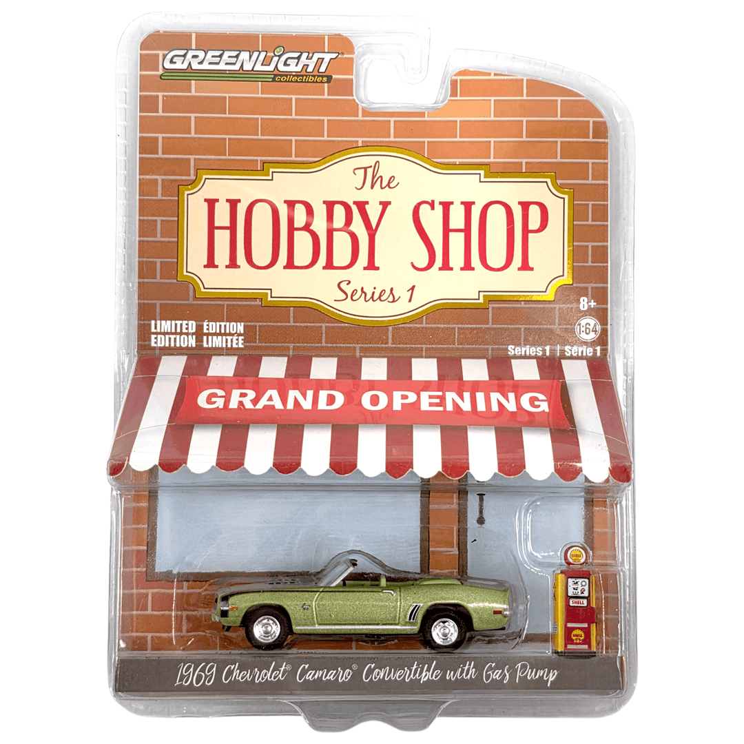 Greenlight - 1969 Chevrolet Camaro Convertible with Gas Pump - 2018 Hobby Shop Series - Top CollectiblesDiecastGreenlight