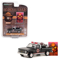 Greenlight - 1982 Chevrolet C20 Custom Deluxe - 2023 Smokey Bear Series 2 - Top CollectiblesDiecastGreenlight