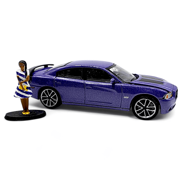 Greenlight - 2013 Dodge Charger Super Bee with Woman in Dress - 2021 Hobby Shop Series 6 - Top CollectiblesDiecastGreenlight