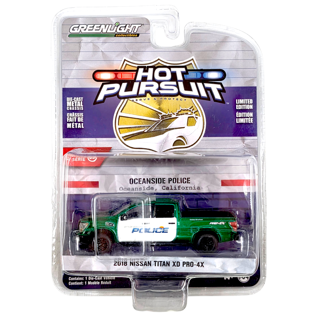 Greenlight - 2018 Nissan Titan XD Pro - 4X - 2021 Hot Pursuit Series *Chase* - Top CollectiblesDiecastGreenlight