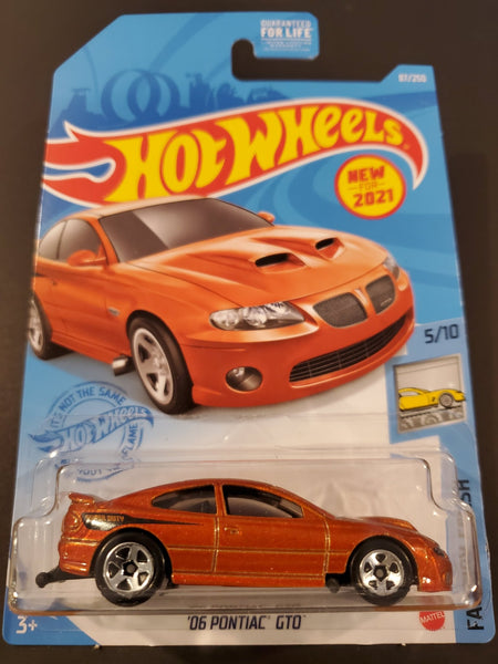 Hot Wheels - '06 Pontiac GTO - 2021 - Top CollectiblesDiecastHot Wheels