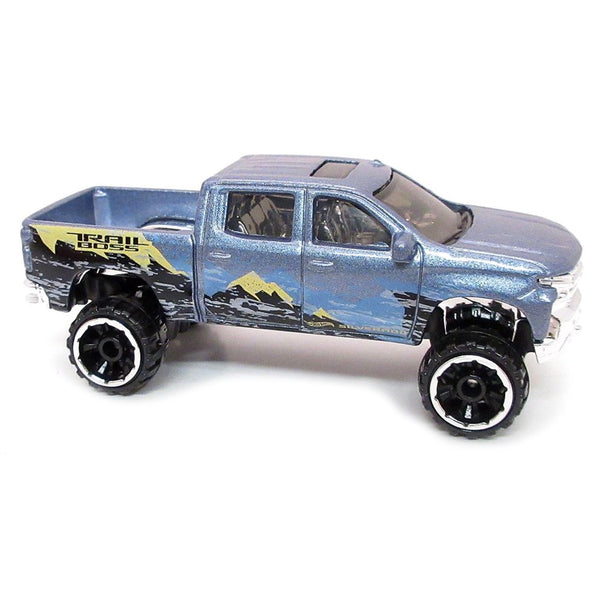 Hot Wheels - '19 Chevy Silverado Trail Boss LT - 2023 *5 - Pack Exclusive* - Top CollectiblesDiecastHot Wheels