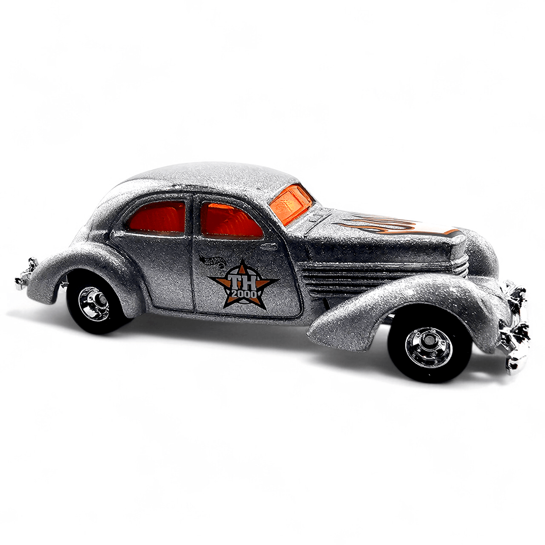 Hot Wheels - 1936 Cord - 2000 *Treasure Hunt * - Top CollectiblesDiecastHot Wheels