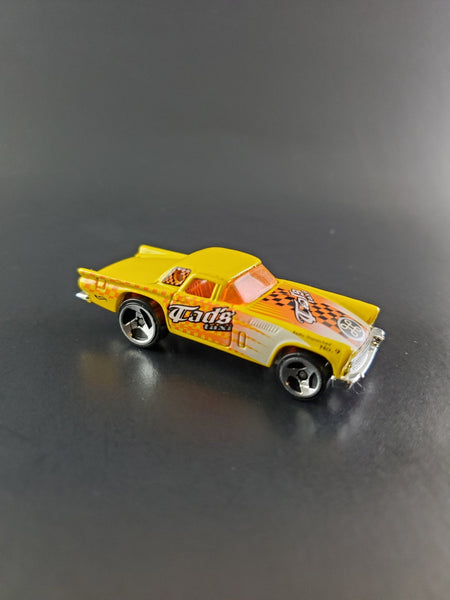 Hot Wheels - '57 T - Bird - 2001 - Top CollectiblesDiecastHot Wheels