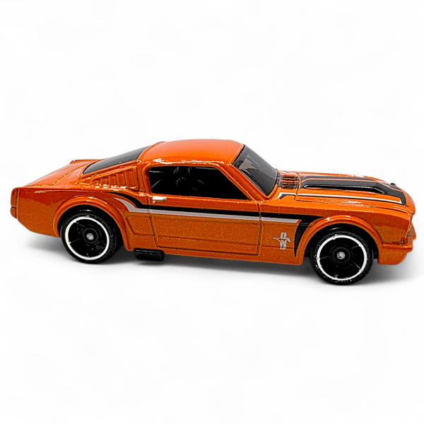 Hot Wheels - '65 Mustang Fastback - 2009 *Kmart Exclusive* - Top CollectiblesDiecastHot Wheels