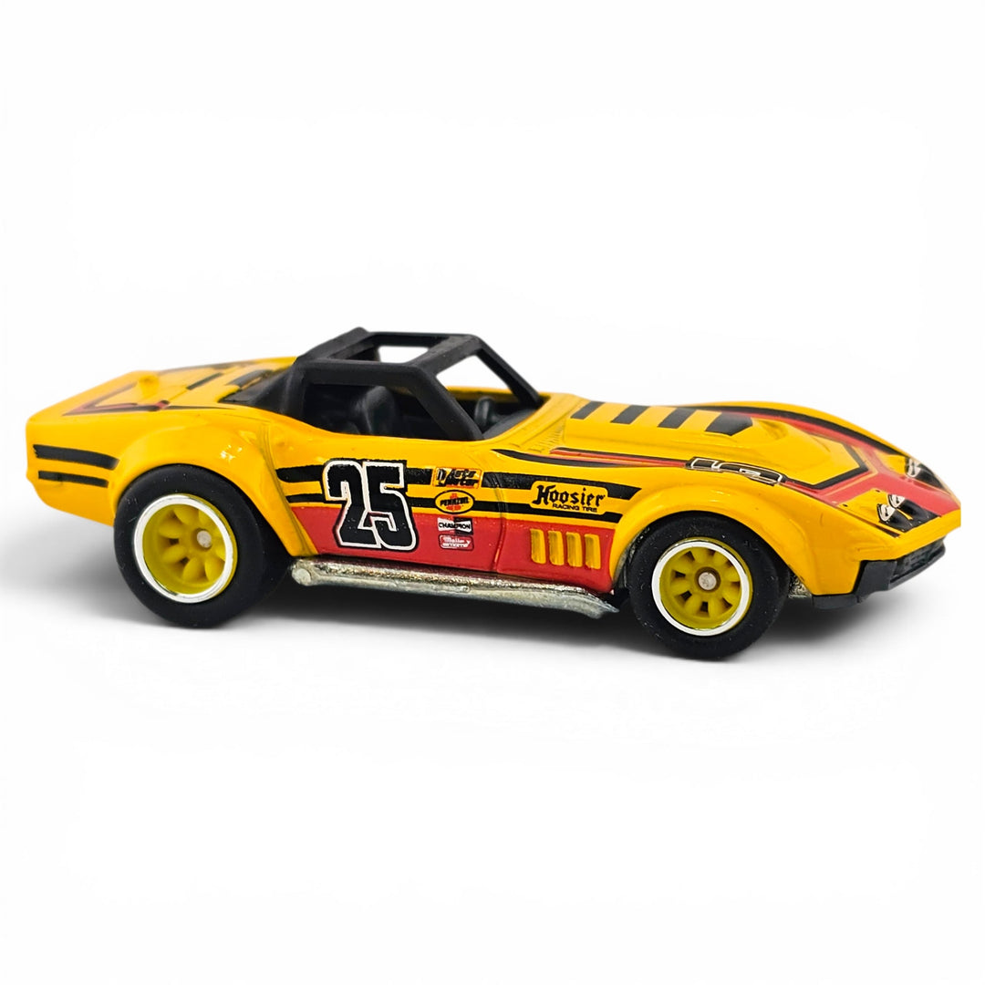 Hot Wheels - '69 Corvette Racer - 2017 HW Redliners Series - Top CollectiblesDiecastHot Wheels