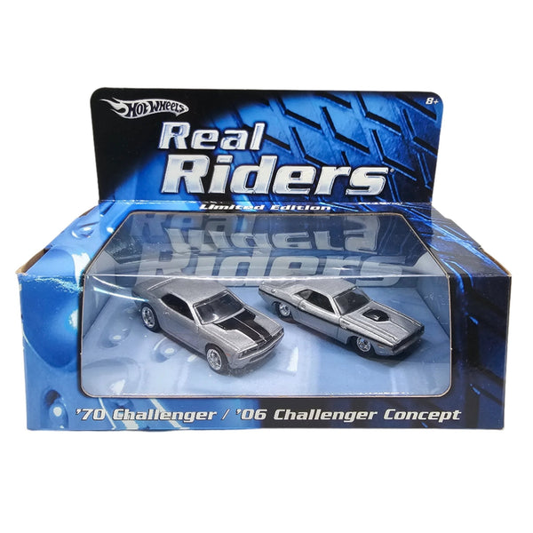 Hot Wheels - '70 Challenger & '06 Challenger Concept - 2007 Real Riders Series 2 - Pack - Top CollectiblesDiecastHot Wheels