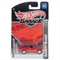 Hot Wheels - '70 Chevy Blazer - 2011 GM Garage Series - Top CollectiblesDiecastHot Wheels