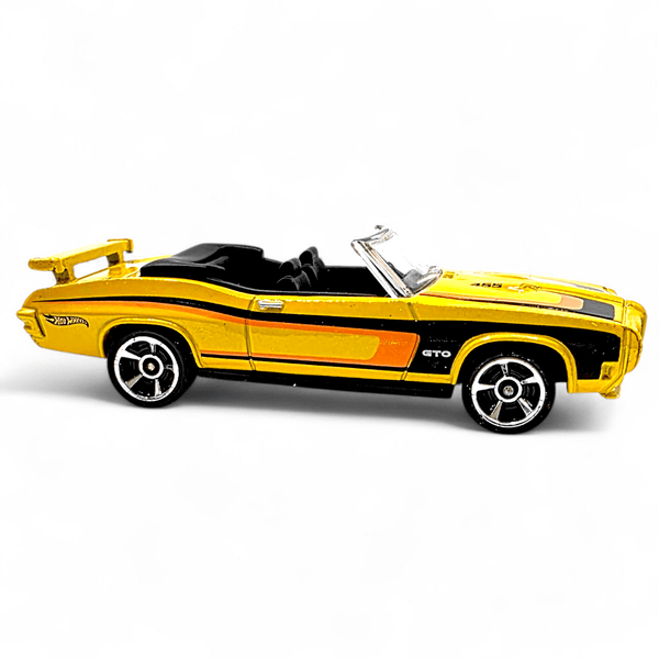 Hot Wheels - '70 Pontiac GTO - 2011 - Top CollectiblesDiecastHot Wheels
