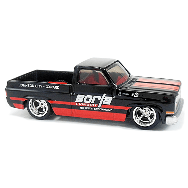 Hot Wheels - '83 Chevy Silverado - 2018 Shop Trucks Series - Top CollectiblesDiecastHot Wheels
