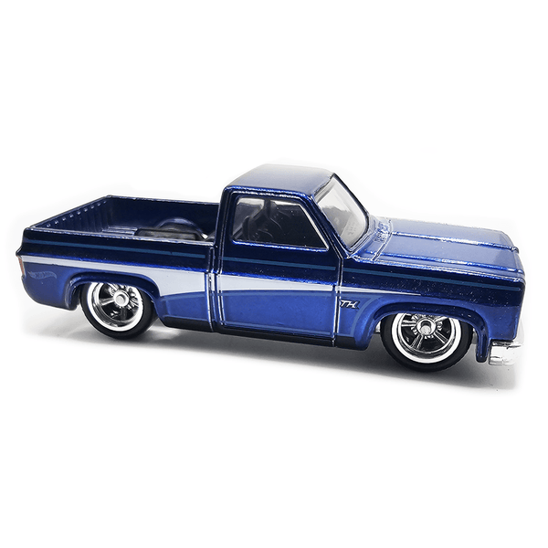 Hot Wheels - '83 Chevy Silverado - 2024 *Super Treasure Hunt* - Top CollectiblesDiecastHot Wheels