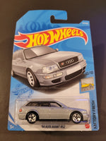 Hot Wheels - '94 Audi Avant RS2 - 2021 - Top CollectiblesDiecastHot Wheels