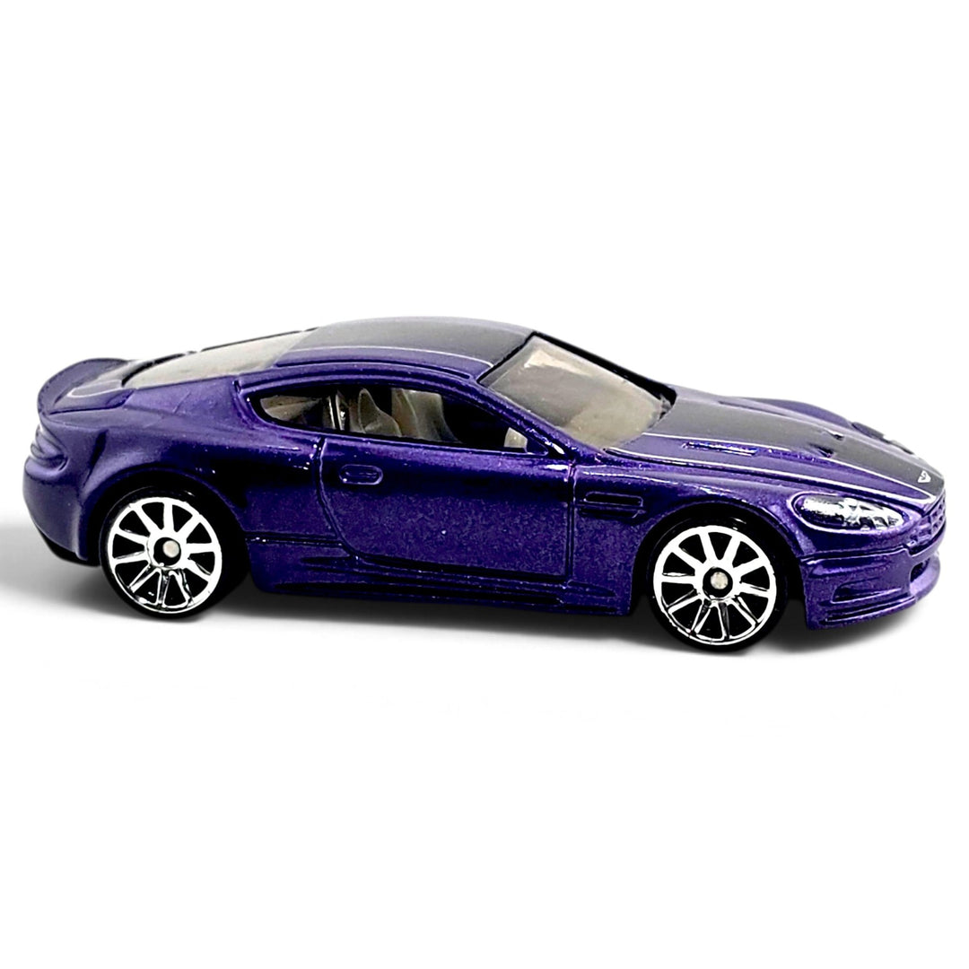Hot Wheels - Aston Martin DBS - 2017 *5 Pack Exclusive* - Top CollectiblesDiecastHot Wheels