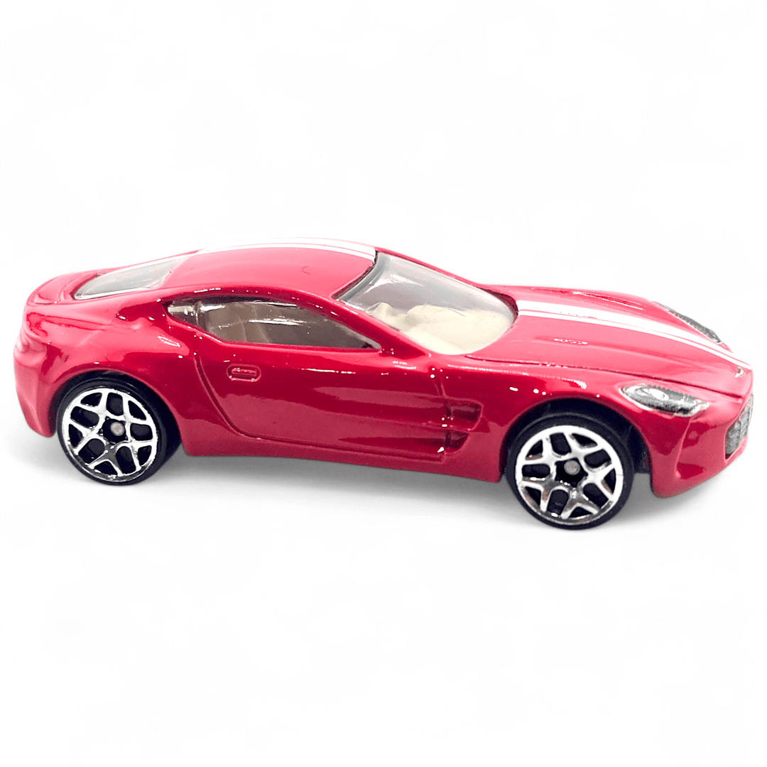 Hot Wheels - Aston Martin One - 77 - 2020 - Top CollectiblesDiecastHot Wheels
