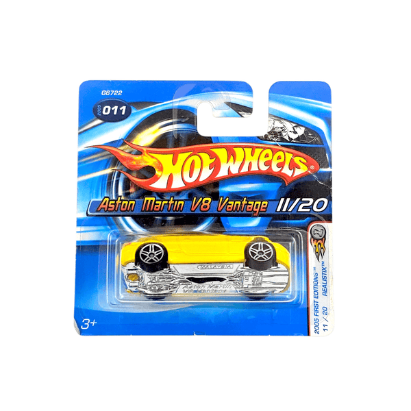 Hot Wheels - Aston Martin V8 Vantage - 2005 *Card Variation* - Top CollectiblesDiecastHot Wheels