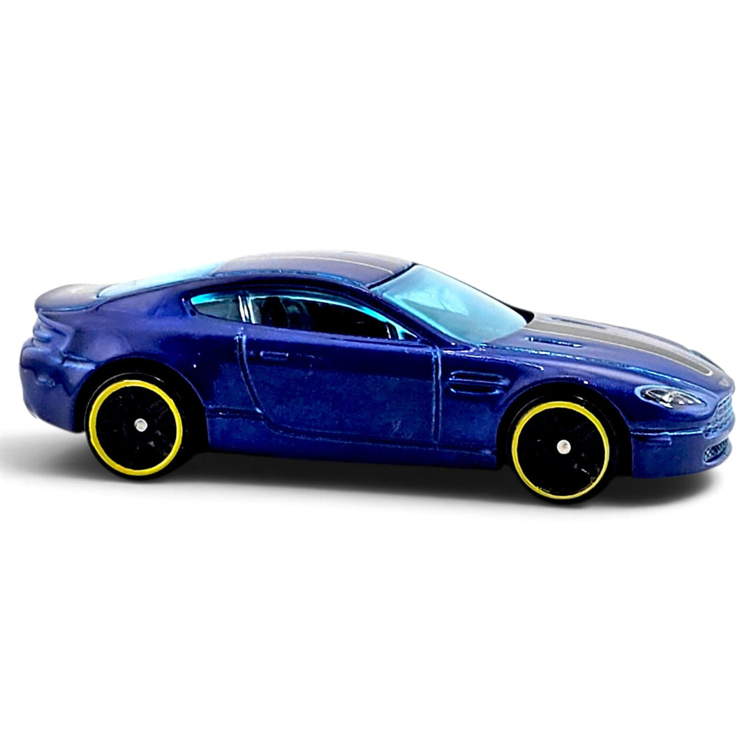 Hot Wheels - Aston Martin V8 Vantage - 2019 *5-Pack Exclusive * - Top CollectiblesDiecastHot Wheels