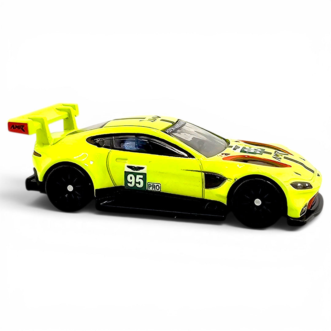 Hot Wheels - Aston Martin Vantage GTE - 2023 Race Day Series - Top CollectiblesDiecastHot Wheels