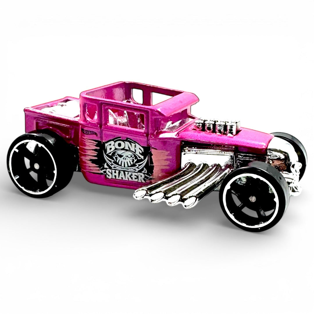Hot Wheels - Bone Shaker - 2013 - Top CollectiblesDiecastHot Wheels