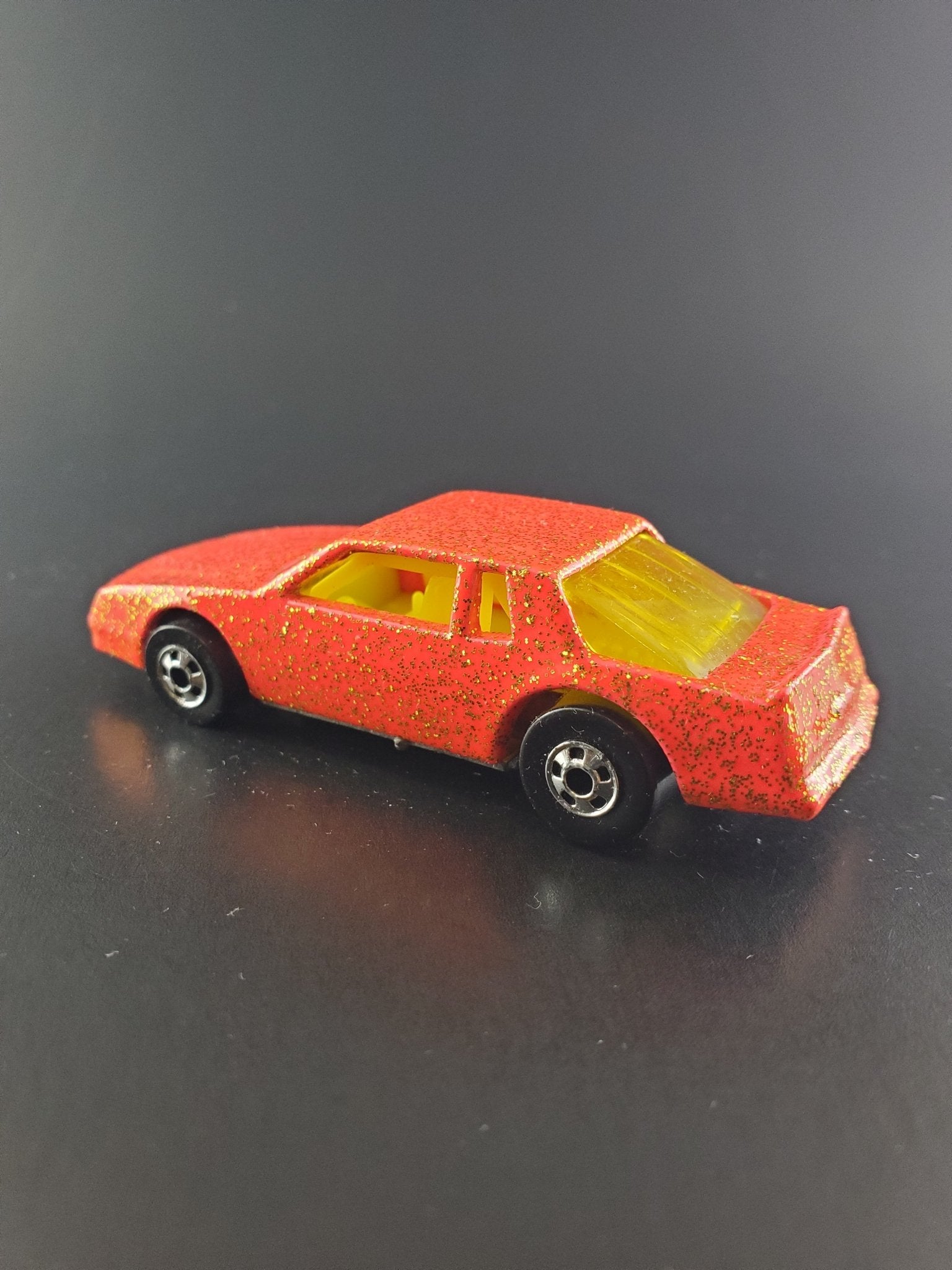 Hot Wheels - Chevy Stocker - 1994 – Top Collectibles