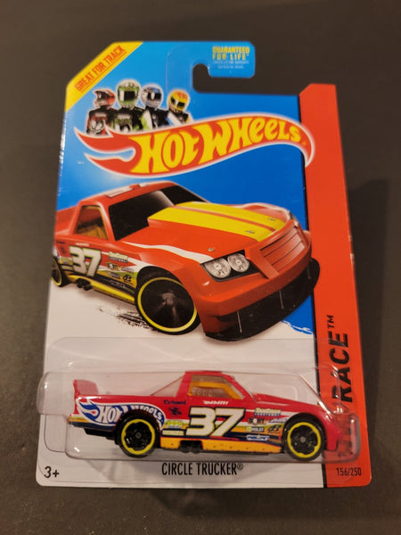 Hot Wheels - Circle Trucker - 2014 - Top CollectiblesDiecastHot Wheels