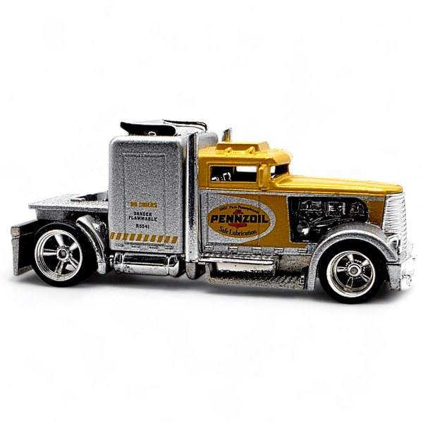 Hot Wheels - Convoy Custom - 2010 Slick Rides Series - Top CollectiblesDiecastHot Wheels