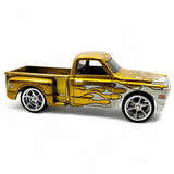 Hot Wheels - Custom '69 Chevy Pickup - 2007 *Super Treasure Hunt* - Top CollectiblesDiecastHot Wheels