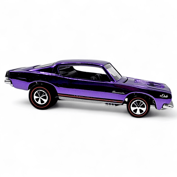 Hot Wheels - Custom Plymouth Barracuda - 2011 Club Car *Red Line Club Exclusive* - Top CollectiblesDiecastHot Wheels