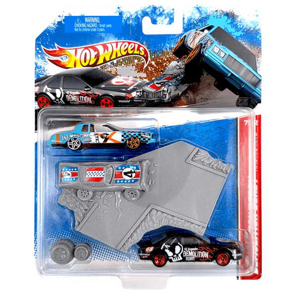 Hot Wheels - Demolition Derby (Montezooma & T - Bird Stocker) - 2011 Racing Kits Series - Top CollectiblesDiecastHot Wheels