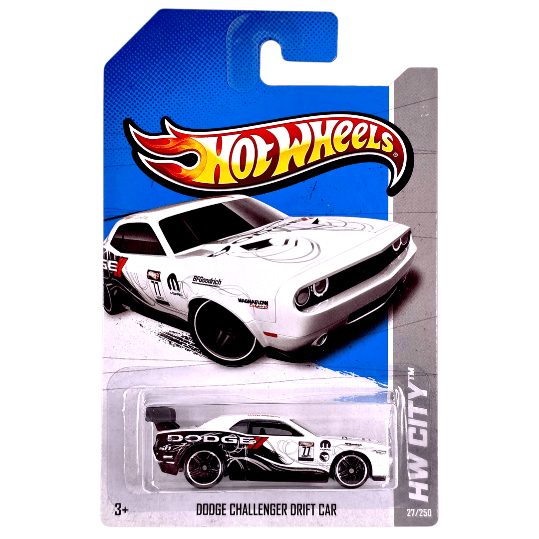 Hot Wheels - Dodge Challenger Drift Car - 2013 *Treasure Hunt* - Top CollectiblesDiecastHot Wheels